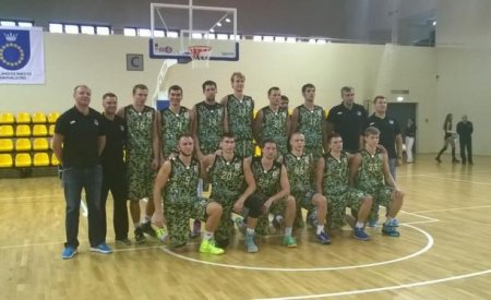 Киевские баскетболисты надели камуфляж на игру против россиян, но крупно проиграли