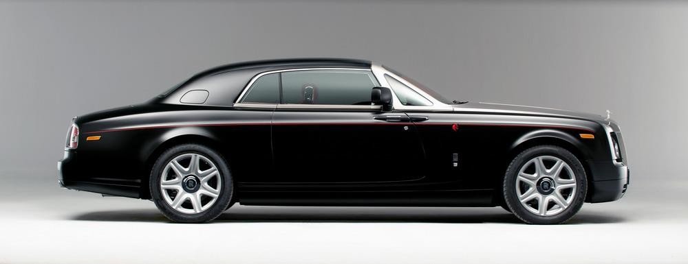 Rolls-Royce посвятил особый Phantom 