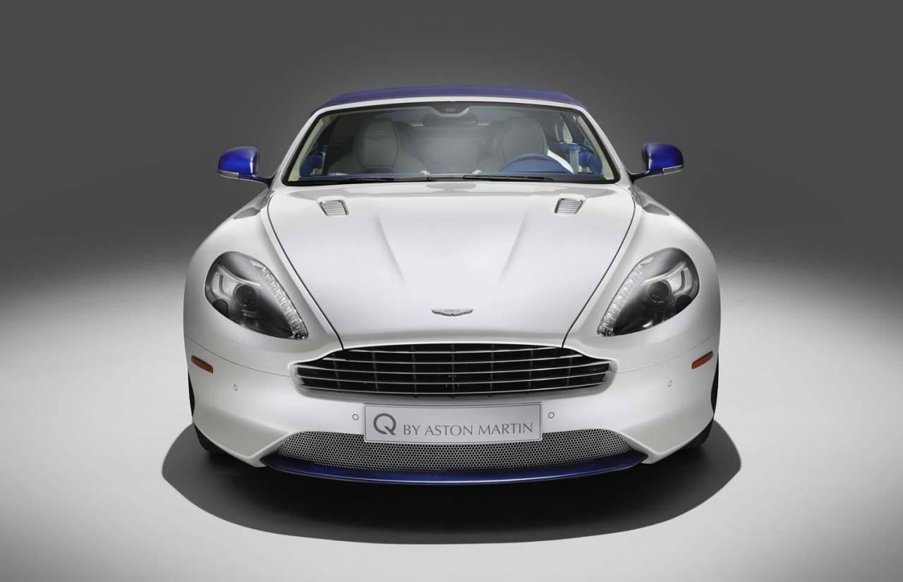Aston Martin представила специальную версию кабриолета DB9 Volante.
